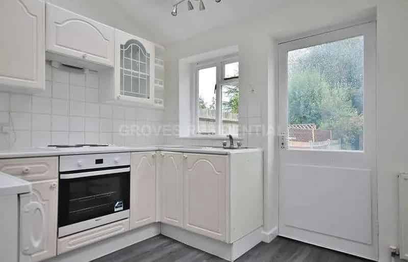 2 Bed House for Sale in New Malden