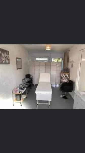 2 Bed Bungalow Hingham NR9 Large Garage Garden Own Drive