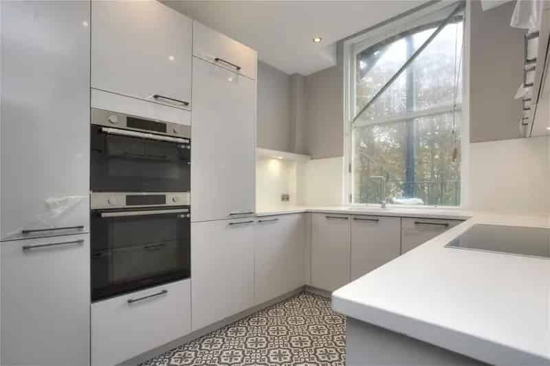 3 Bedroom Flat to Rent Hove
