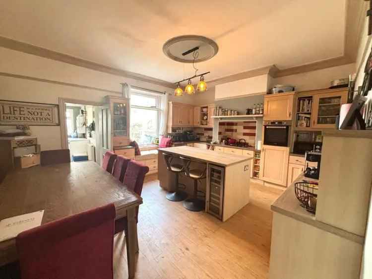 4 Bedroom Terraced House for Sale in Clayton