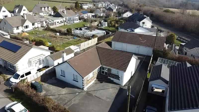 3 Bedroom Property with Land for Sale