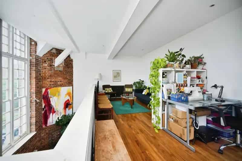 Two Bedroom Duplex Apartment in Brighton with Share of Freehold