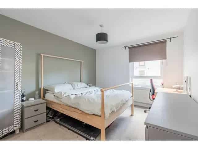 2 Bedroom Flat for Sale in Barnton Edinburgh
