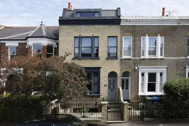 Townhouse for Sale in Camberwell SE5