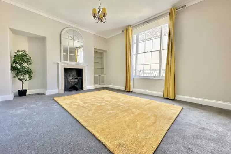 3 Bedroom Grade II Listed Townhouse for Sale in Bath