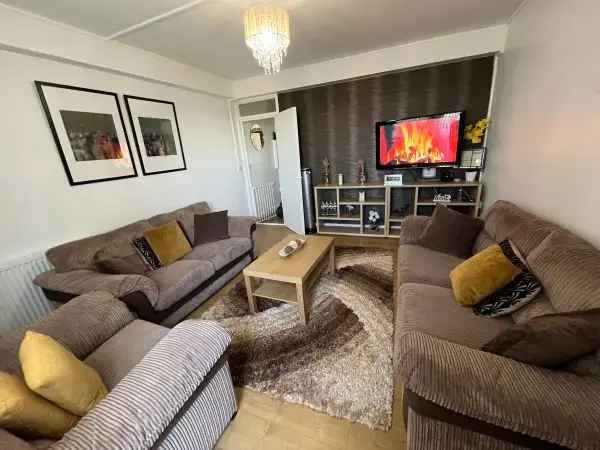 Flat For Rent in London, England