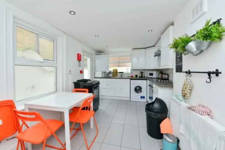 Flat To Rent Available Now