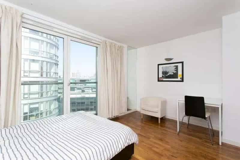 1 Bed Flat for Sale in New Providence Wharf