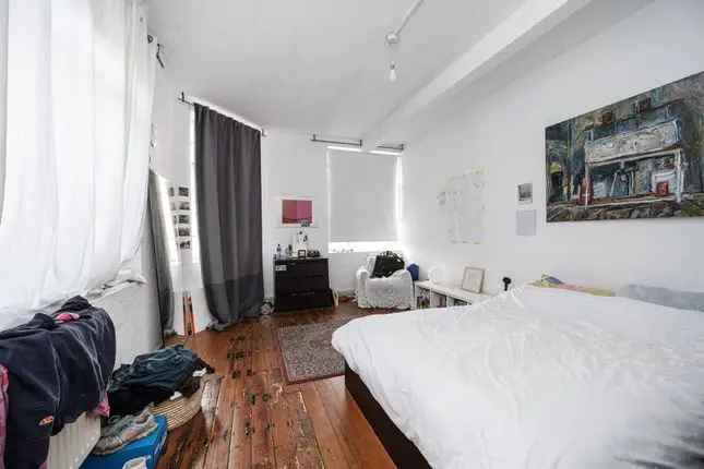 4 Bedroom Flat Hackney Road E2 Zero Deposit Long Let Roof Terrace