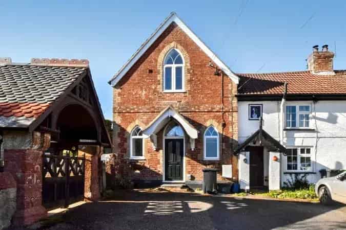 3 Bedroom House 42m2 Aylesbeare Near Church Parking Small Dog Considered
