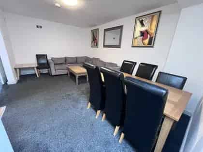 7 Double Bedroom Student House Manchester