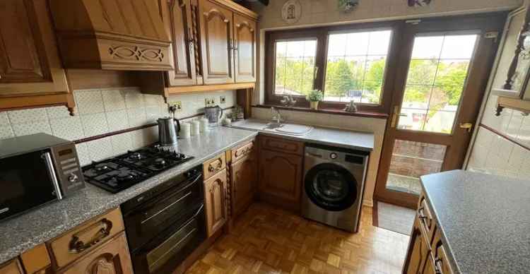3 Bedroom House For Sale in Davis Estate