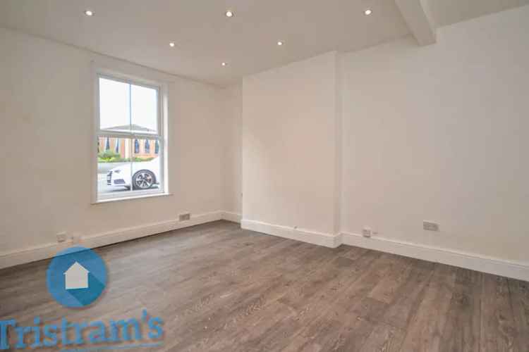 4 Bedroom Semi Detached House To Rent
