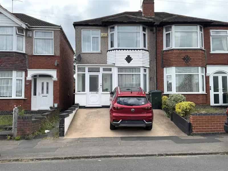 3 Bedroom Semi Detached House For Sale