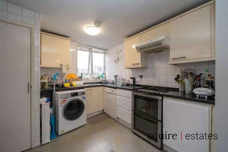 3 bed flat for sale