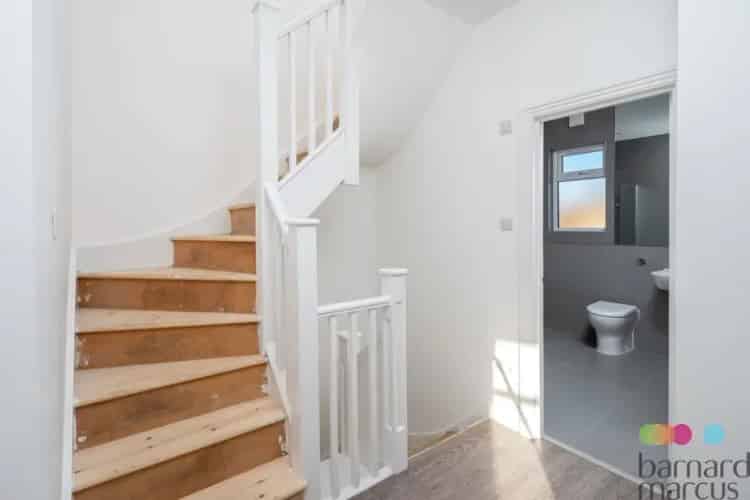 2 Double Bedroom Apartment Finchley Central Tube Station Zero Deposit