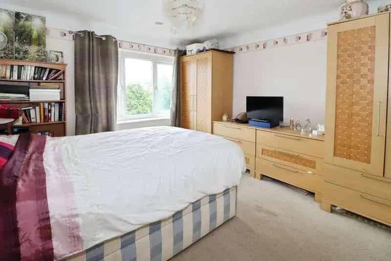 3 Bed Semi Detached House For Sale