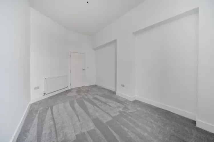 2 Bedroom Flat For Sale Near Walkden Train Station