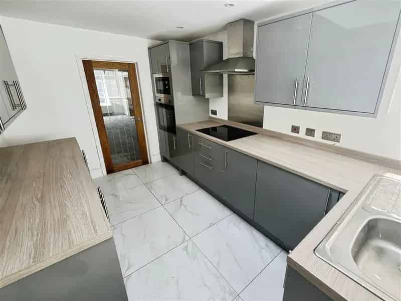 3 Bedroom House Near Schools and Transport Zero Deposit Available