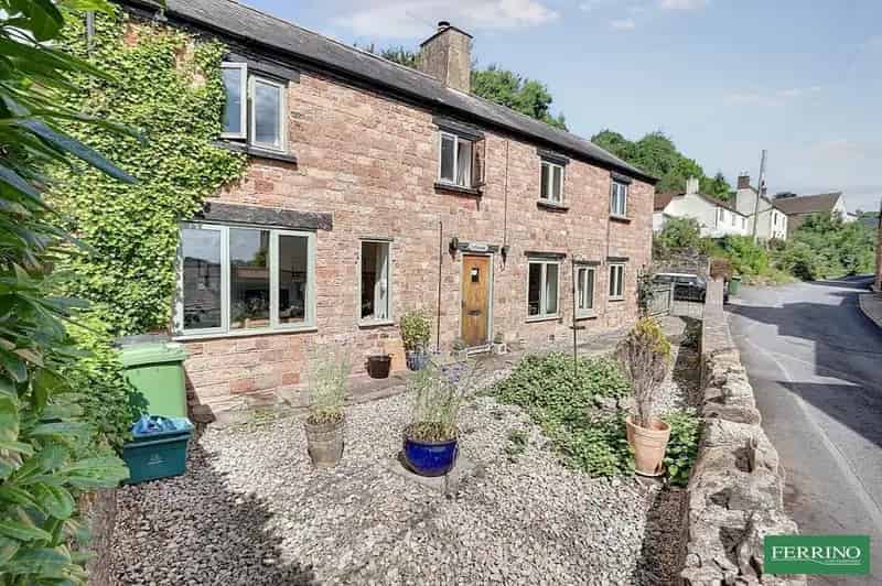 2 Bedroom Semi-Detached House for Sale in Littledean