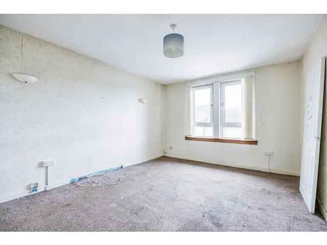 2 bedroom flat  for sale