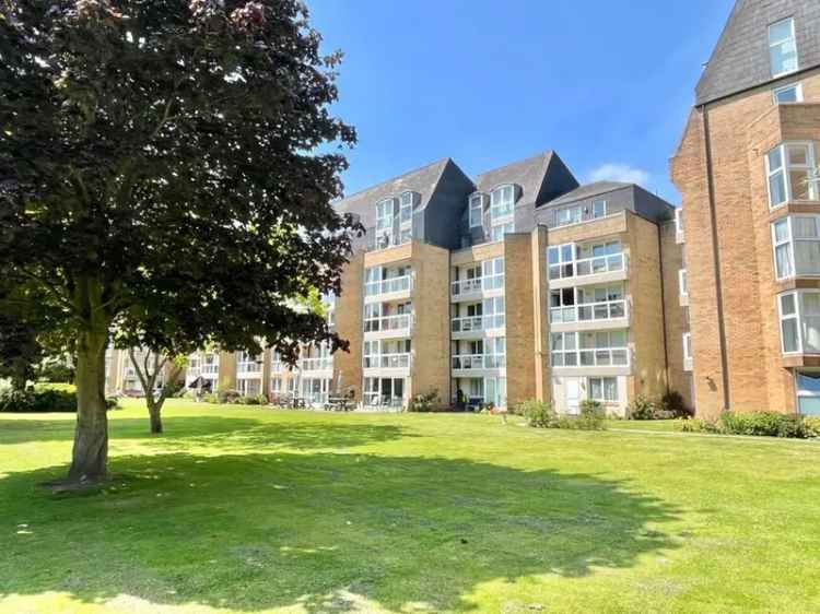 1 Bedroom Retirement Apartment with Sea Views Folkestone CT20