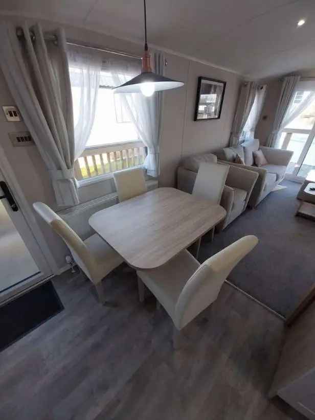 2 Bed Lodge Retirement Home Lakeside Views
