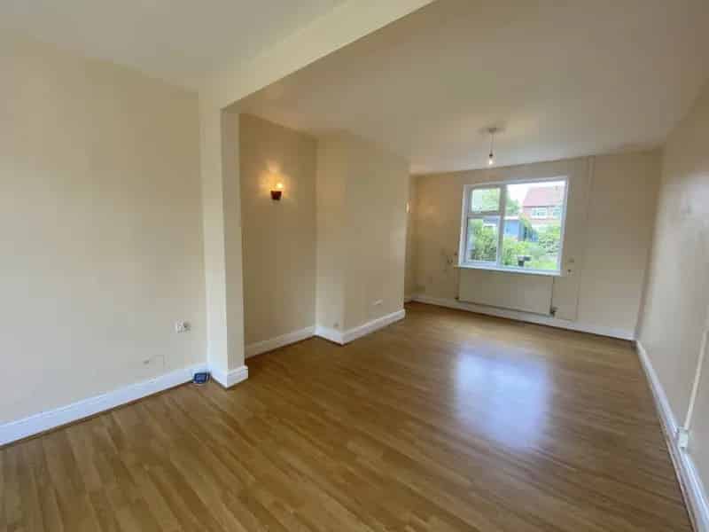 3 Bedroom House To Rent Available July 25 2025