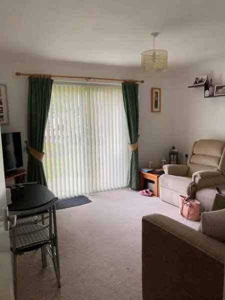 Bungalow For Rent in Pickering, England