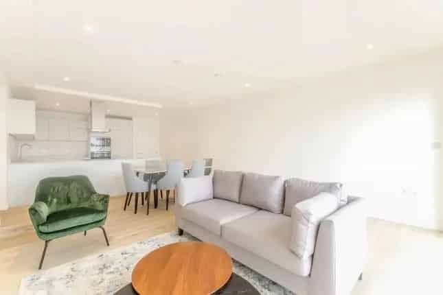 Flat for Sale in Kings Cross London