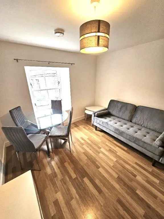 2 Bedroom Flat to Rent in North East Scotland