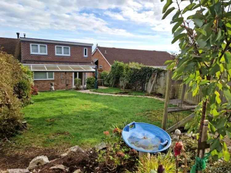 3 bedroom semi-detached bungalow for sale