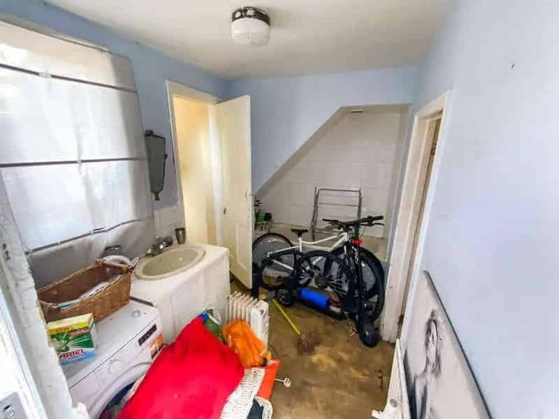 1 Bed Maisonette For Sale in London - Ideal Investment