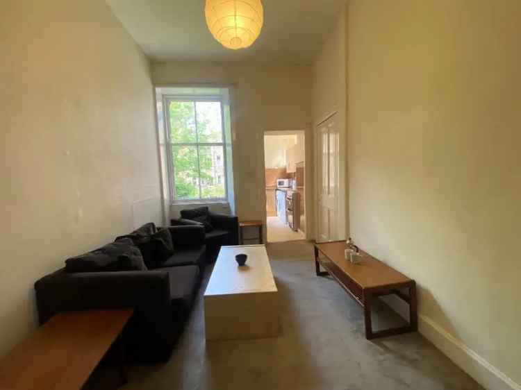 4 Bedroom Flat to Rent Near George Square