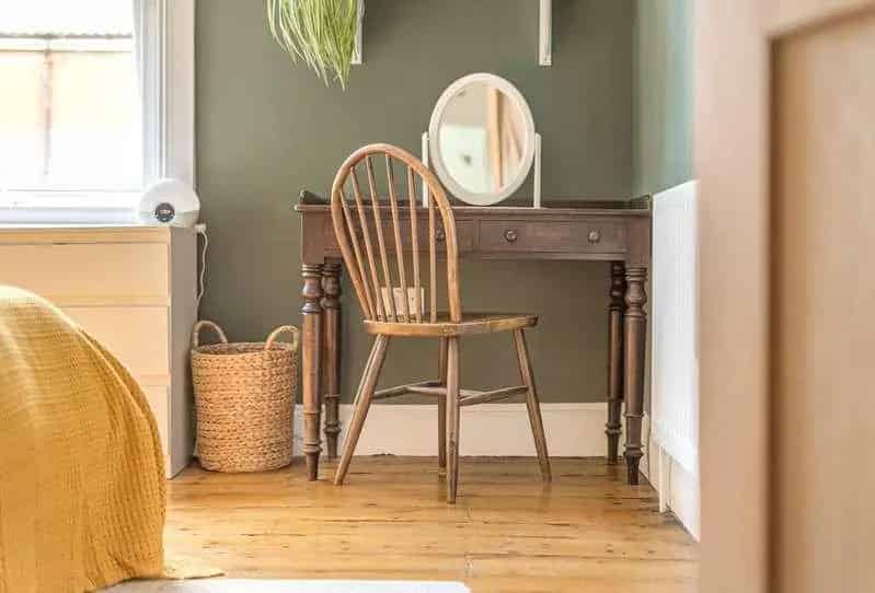 2 Bed House for Sale - Cosy Living & Stunning Garden