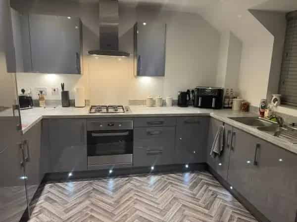 New Build One Bedroom Flat Big Balcony Lovely Area
