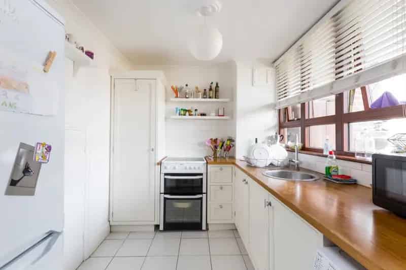 3 Bedroom Maisonette Hoxton Private Garden Near Old Street Tube