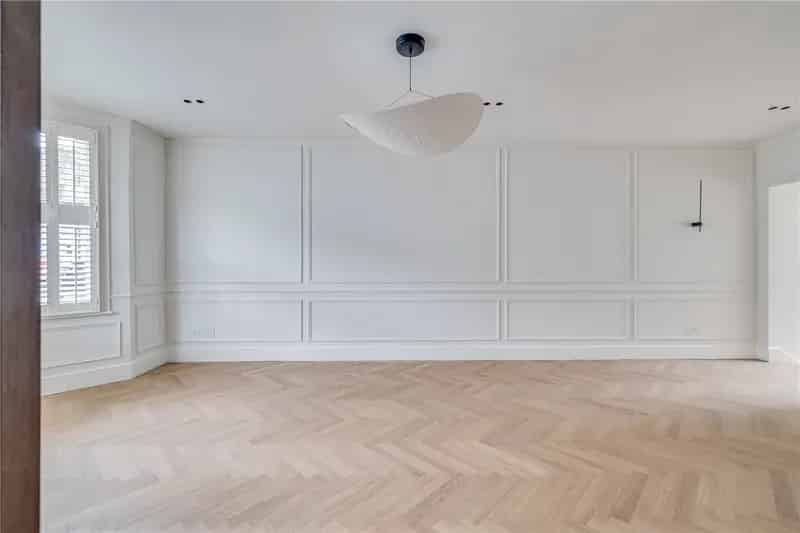 5 Bedroom House in Fulham - Modern Family Home near South Park