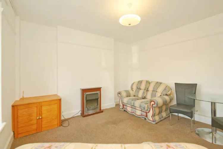 3 Bed Mid Terrace House Minehead Town Centre