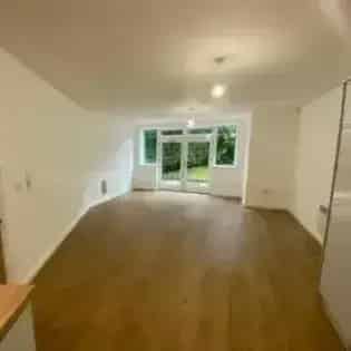 2 rooms flat of 154 m² in Birmingham