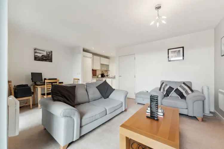 Luxury 2-Bed Riverfront Apartment Glasgow West End Secure Parking