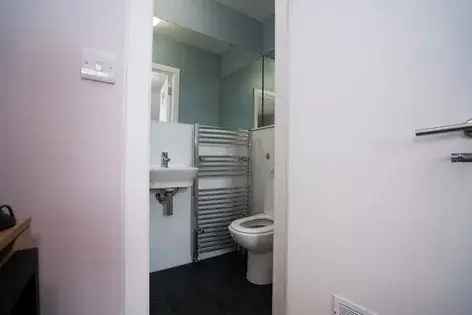 4 Bedroom HMO Flat Aberdeen - Recently Redecorated