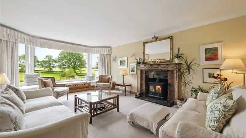 Pierhill House & Cottage: Secluded 5-Bedroom Home with Cottage & Outbuildings