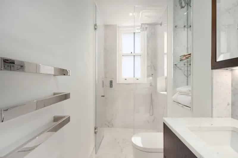 Kensington 2-Bedroom Apartment with Roof Terrace and City Views