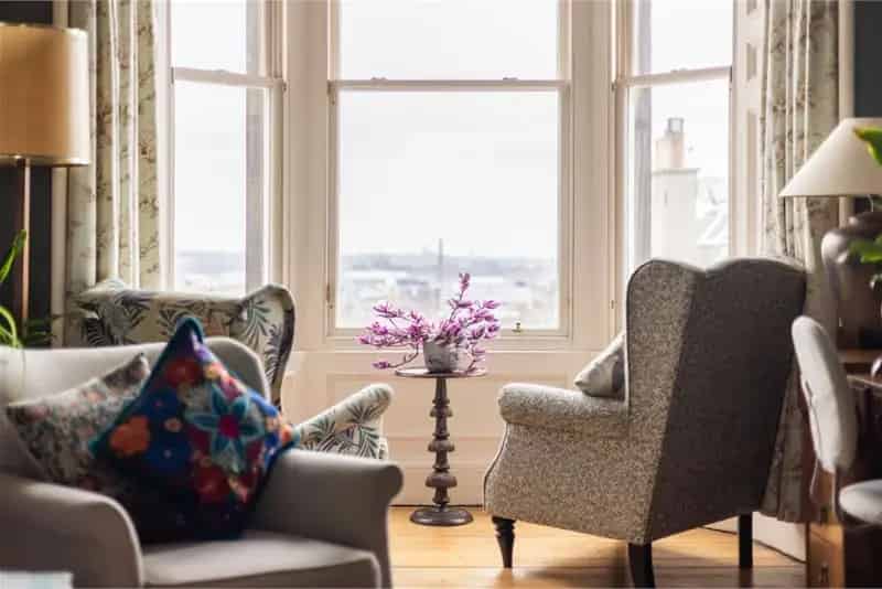 2 Bed Top Floor Flat Bruntsfield 2 Reception Rooms