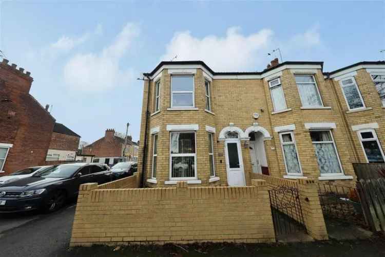 3 bedroom end of terrace house for sale