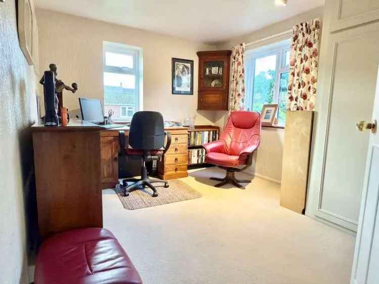 2 Bed Flat for Sale in Kemerton