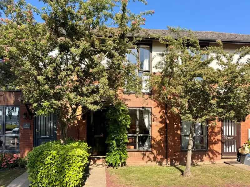 2 Bedroom House for Sale