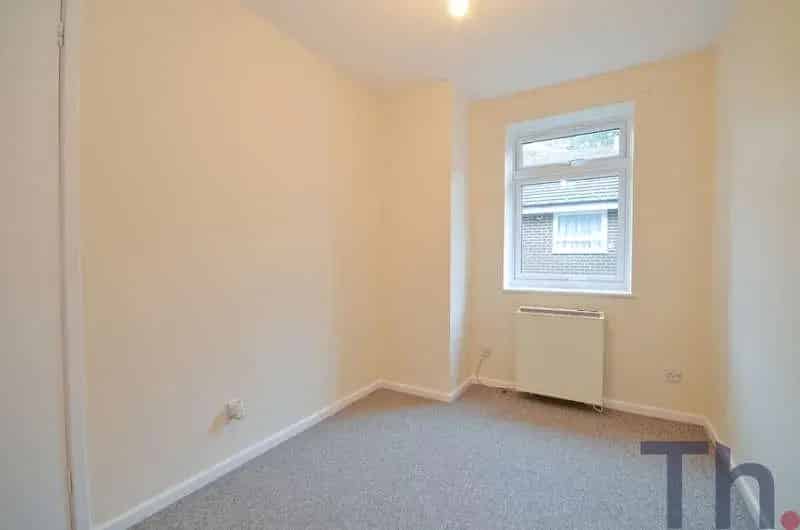 2 Bed Flat for Sale Near Shanklin and Sandown