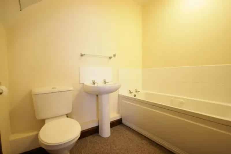 1 bedroom Flat
 To Rent